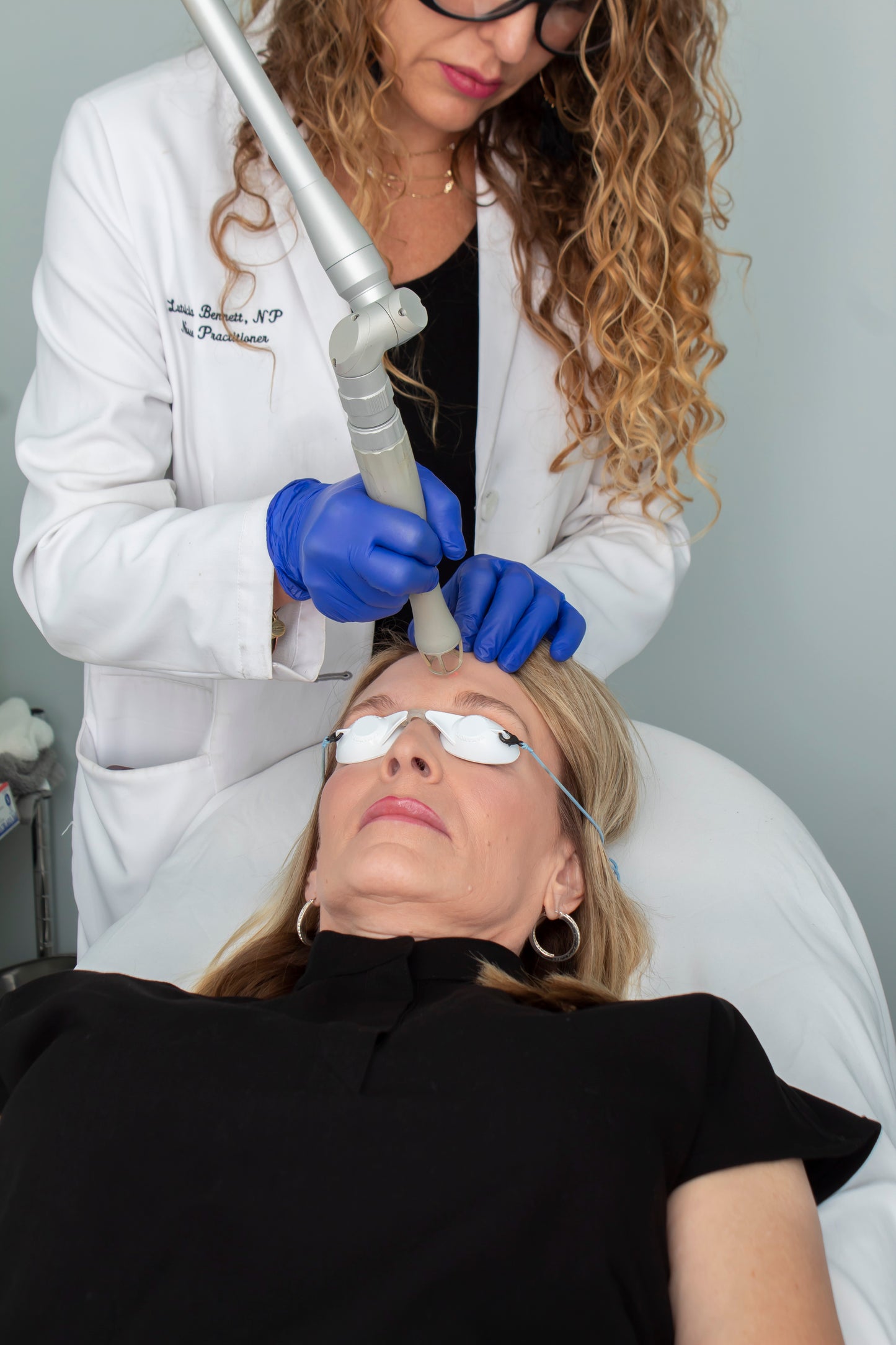 Naughty & Nice - Face CO2 Series of 3