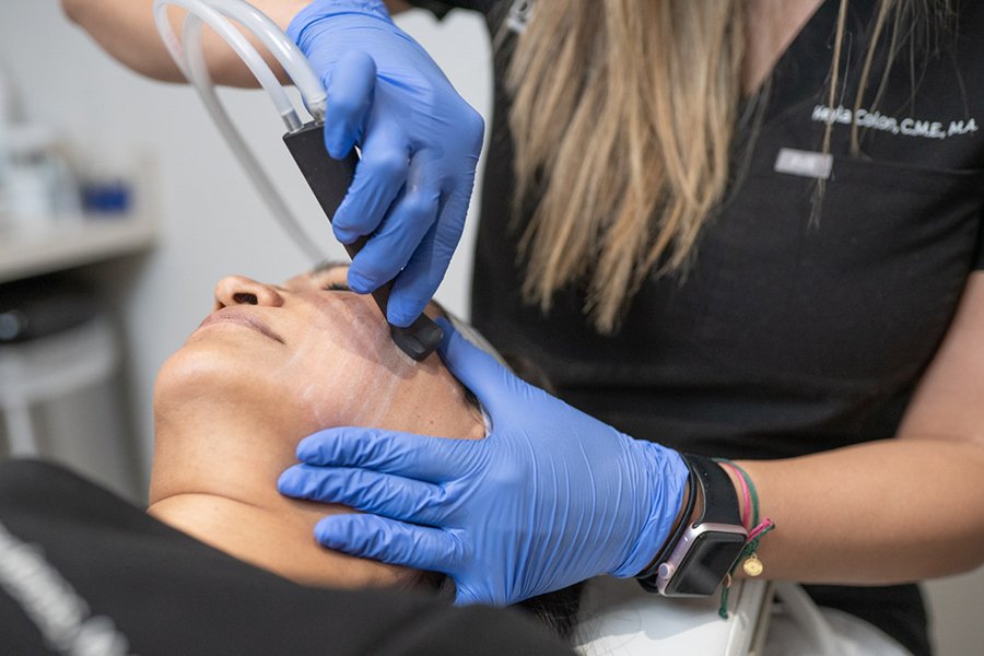 Glossed & Glowing - Salt Facial + PDRN