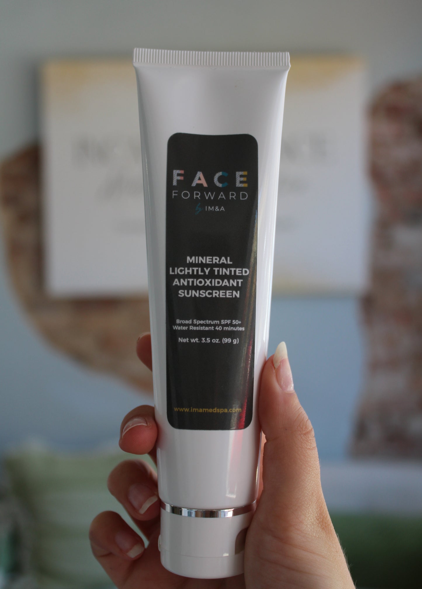 FaceForward Mineral Lightly Tinted Antioxidant Sunscreen