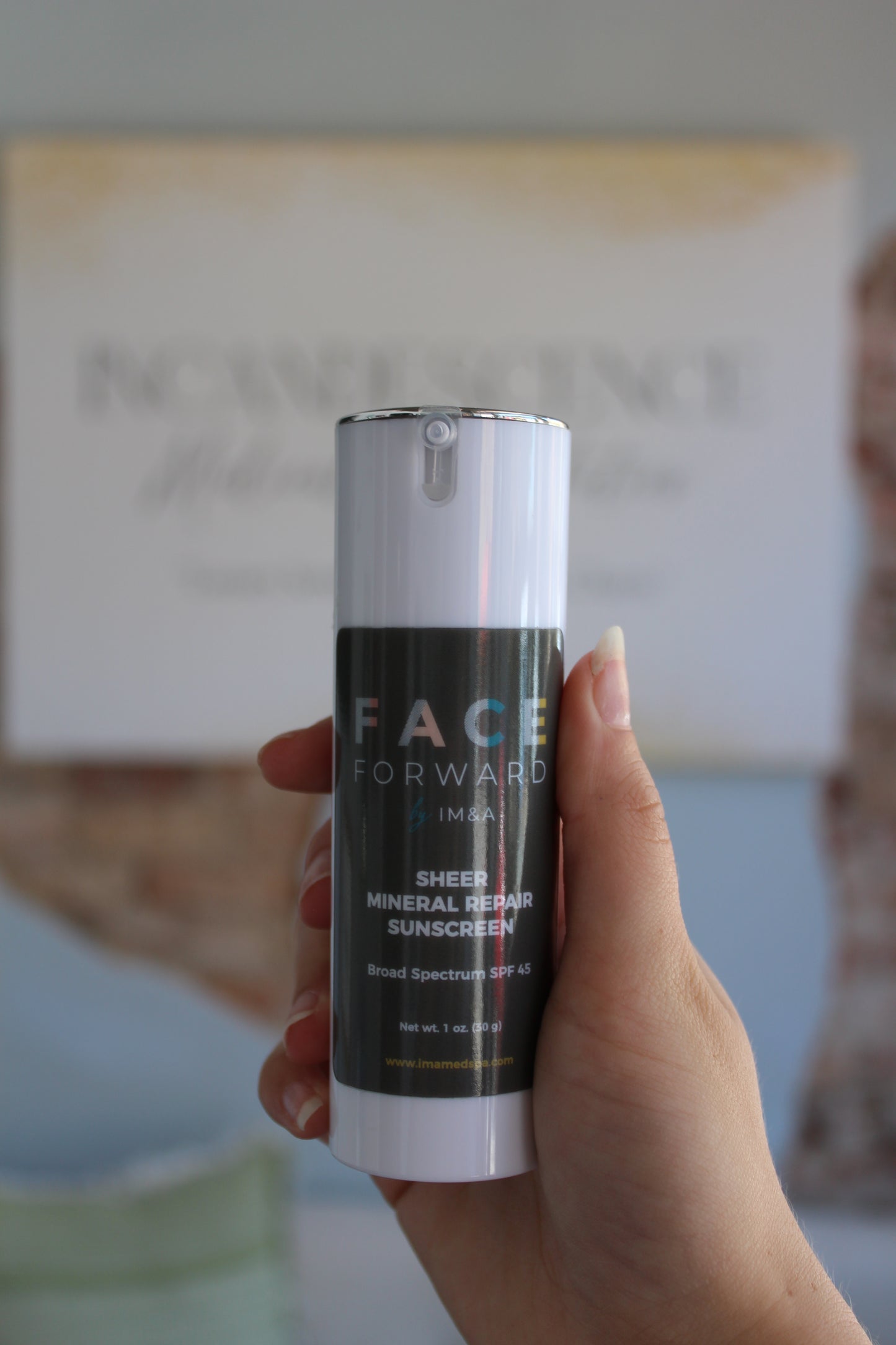 FaceForward Sheer Mineral Repair Sunscreen